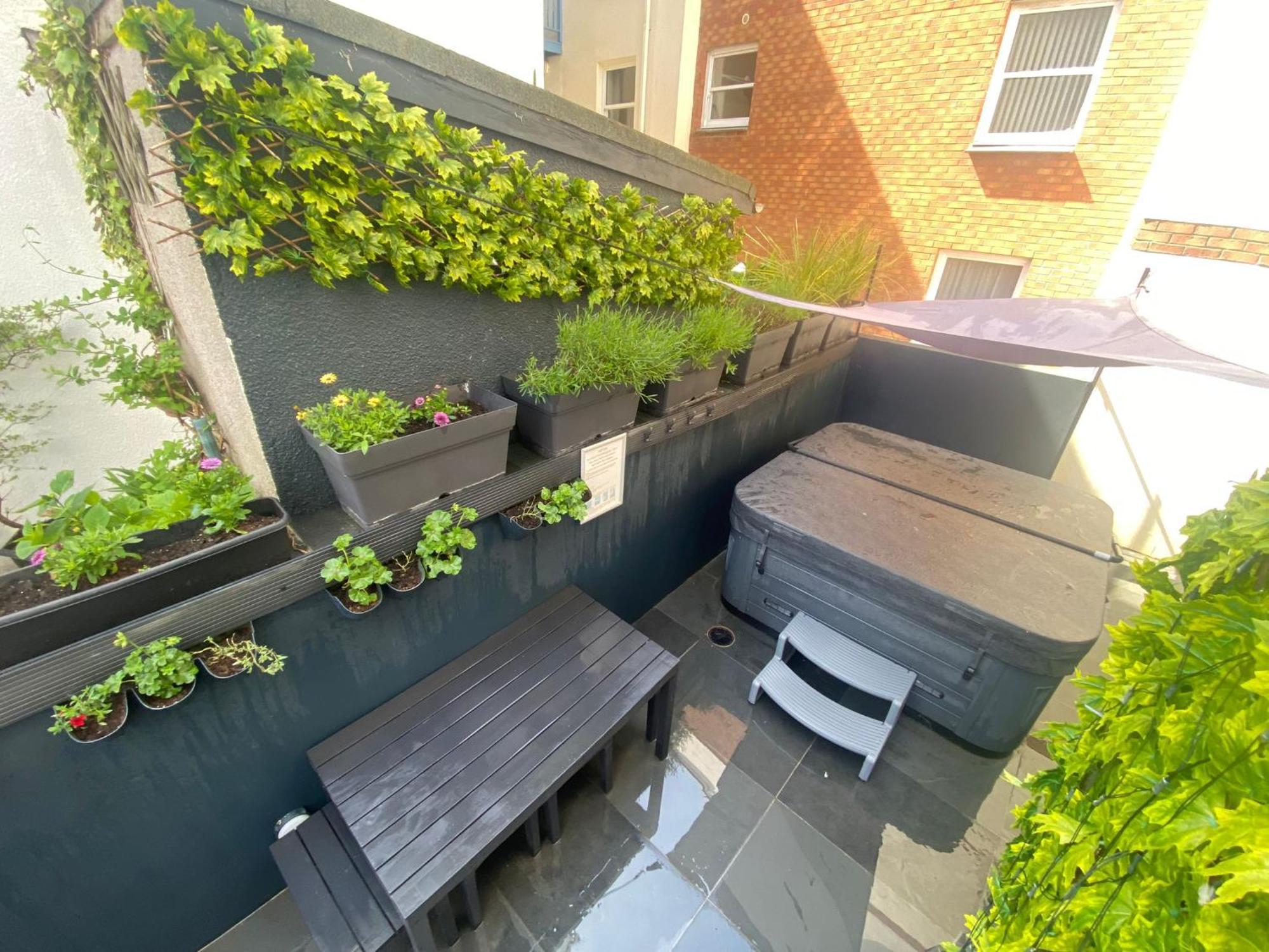 3 The View Apartments Ilfracombe - Hot Tub, Parking, Lift, Ev Exterior foto